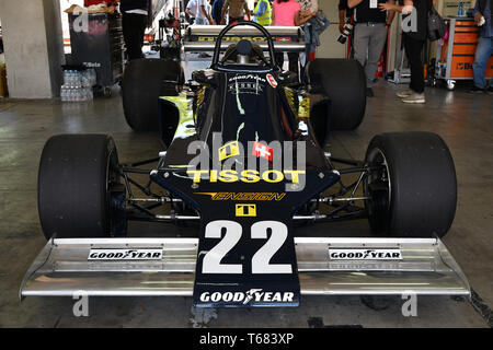 Imola, 27. April 2019: Detail der Historischen 1976 F1 Ensign ex Ronnie Kessel von Alex Caffi in die Box gefahren bei Minardi historischer Tag 2019 in Imola Stockfoto