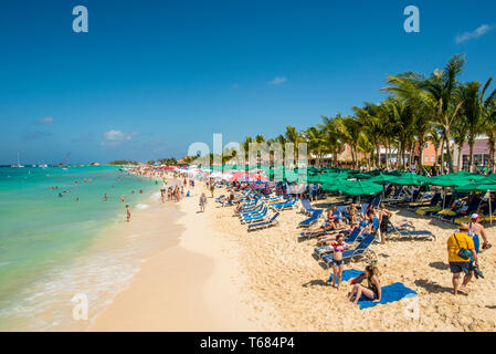 Kreuzfahrt Strand, Grand Turk Cruise Port, Grand Turk, Turks- und Caicos-Inseln, Karibik. Stockfoto