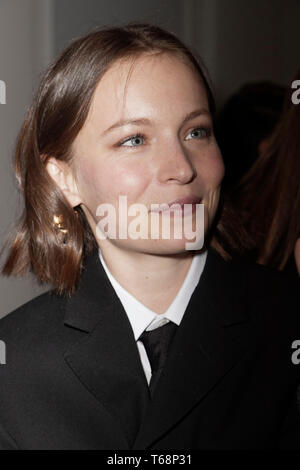 Paris, Frankreich. 29 Apr, 2019. Schauspielerin Diane Rouxel gewinnt der 37 Romy Schneider Award, im Hotel Lancaster am 29. April 2019 in Paris, Frankreich. Stockfoto