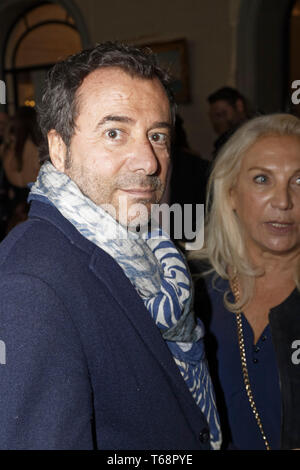 Paris, Frankreich. 29 Apr, 2019. Bernard Montiel besucht die 37 Romy Schneider und Patrick Dewaere Preisverleihung im Hotel Lancaster. Stockfoto