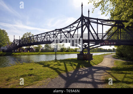 Dortmund Ems Kanal mit historischen Brücke Bevergerner Steg, Hoerstel, Nordrhein-Westfalen, Deutschland Stockfoto