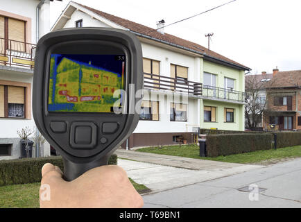 Keller Wärme undicht Stockfoto