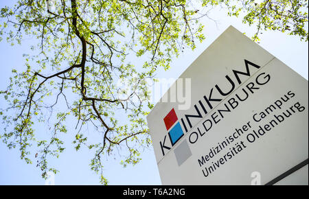 Oldenburg, Deutschland. 30 Apr, 2019. Schild im Eingangsbereich des Klinikum Oldenburg. Credit: mohssen Assanimoghaddam/dpa/Alamy leben Nachrichten Stockfoto