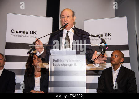 London, Großbritannien. 30 Apr, 2019. Jan Vincent Rostowski, ändern Sie das BRITISCHE MDEP Kandidat für London auf der Kundgebung. Credit: Claire Doherty/Alamy leben Nachrichten Stockfoto