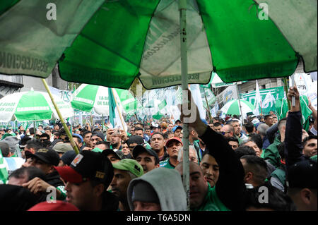 Buenos Aires, Argentinien. 30 Apr, 2019. Generalstreik in Buenos Aires, Argentinien, am Dienstag, 30. April 2019. Credit: Gabriel Sotelo/FotoArena/Alamy leben Nachrichten Stockfoto