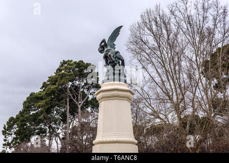 Brunnen der gefallene Engel in Parque del Buen Retiro - Retiro Park in Madrid, Spanien Stockfoto