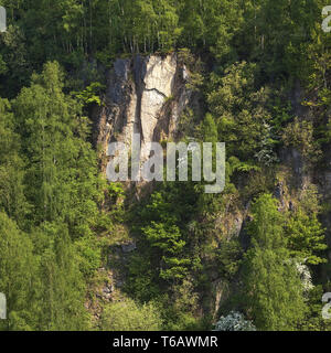 Rock Formation des ehemaligen Kalksteinbruch Bochumer Bruch, Wülfrath, Bergisches Land, Deutschland Stockfoto