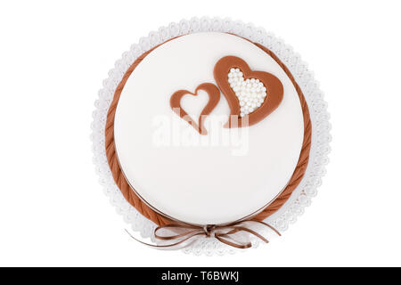 Valentinstag Liebe Kuchen mit Herzen isoliert auf weißem Stockfoto