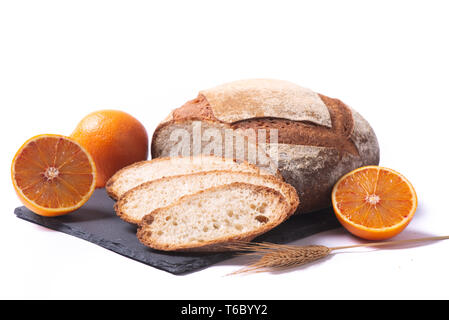 Neues Konzept für nachhaltige und nahrhaftes Brot von der italienischen Abteilung Forschung, mit Zitrusfrüchten Faser aus Verarbeitung von Apfelsinen Abfällen gewonnen wird, Stockfoto