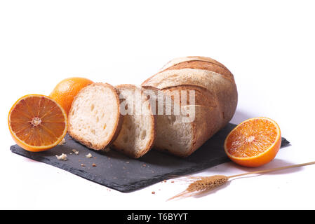 Neues Konzept für nachhaltige und nahrhaftes Brot von der italienischen Abteilung Forschung, mit Zitrusfrüchten Faser aus Verarbeitung von Apfelsinen Abfällen gewonnen wird, Stockfoto