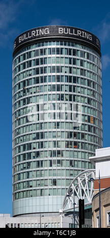 Birmingham, Großbritannien - 17 März 2019: Der Birmingham Sehenswürdigkeiten Rotunde Office Block, von Smallbrook Queensway gesehen Stockfoto