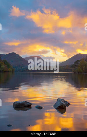 UK, Cumbria, Lake District, Keswick, Derwentwater, Derwent Isle Stockfoto