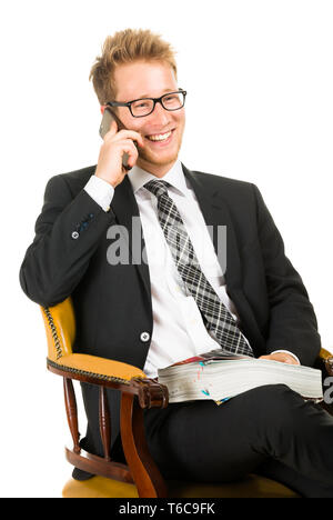 Junge, gut aussehende business Mann mit schwarzen Anzug. Stockfoto