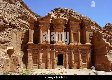 Blick auf die berühmten Kloster in Petra, Jordanien. Stockfoto
