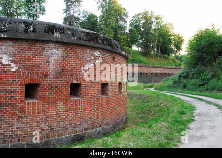Ehemalige preußische Festung Boyen (Twierdza Boyen) gebaut 1844 bis 1856 in Gizycko, Polen. 3. Juli 2008 wurde ein Hauptquartier des NS-deutschen militärischen i Stockfoto