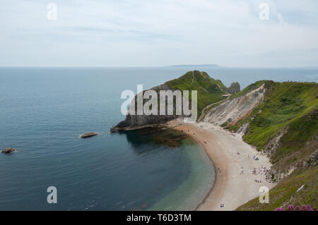 Nachmittag auf Klippen und Strände an der Jurassic Coast bei Man O'War Bay in West Lulworth, Dorset, England. Weltkulturerbe. Stockfoto