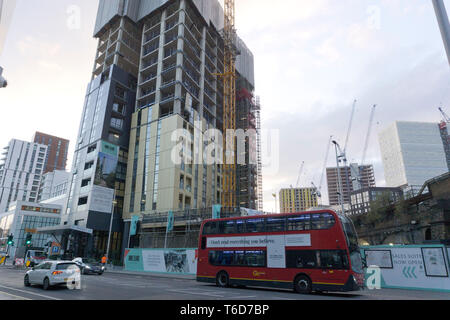 Nine Elms Point SW 8 im Bau auf Wandsworth Road im Süden Londons. 22/11/2017 Stockfoto