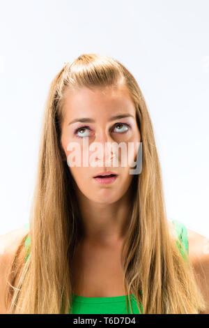 Nachdenkliche junge Frau Angst Stockfoto