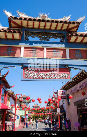 Chinesische Tür an Chinatown, Central Plaza in Los Angeles, Kalifornien, USA Stockfoto