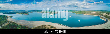 Cardinia Stausee - Luftbild Panorama Landschaft Stockfoto