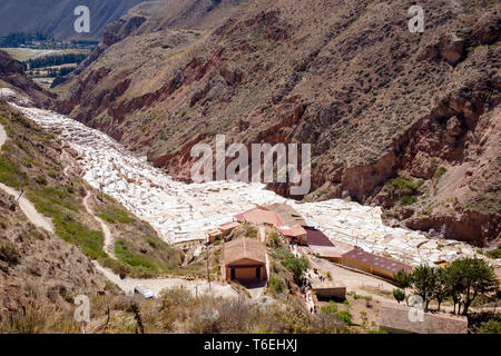 Salz - Verdampfung Teiche von Maras Minen im Heiligen Tal, Cusco Region, Peru Stockfoto