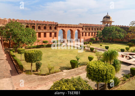 Charbagh Garten in Jaigarh Fort. Jaipur. Rajasthan Indien Stockfoto