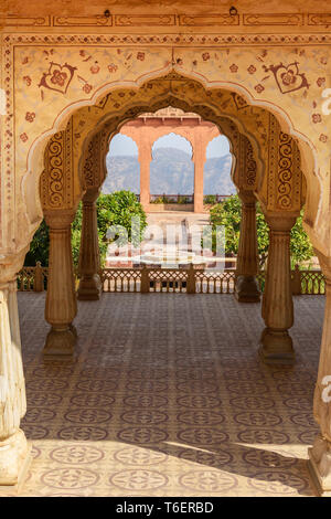 Aram Mandir und Charbagh Garten in Jaigarh Fort. Jaipur. Rajasthan Indien Stockfoto