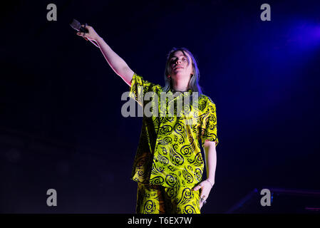 BARCELONA - MAR 9: Billie Eilish führt im Konzert an Sant Jordi Club am 9. März 2019 in Barcelona, Spanien. Stockfoto