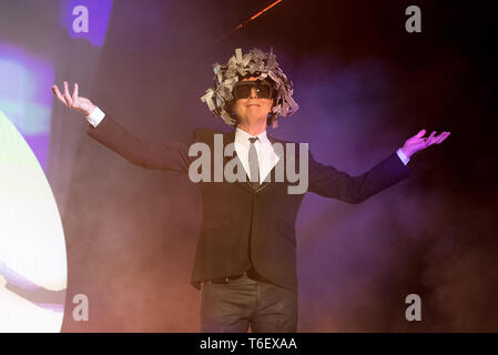 BENICASSIM, SPANIEN - Jun 21: Pet Shop Boys (Synthpop legendären Band) führen Sie im Konzert an FIB Festival am 21. Juli 2018 in Benicassim, Spanien. Stockfoto