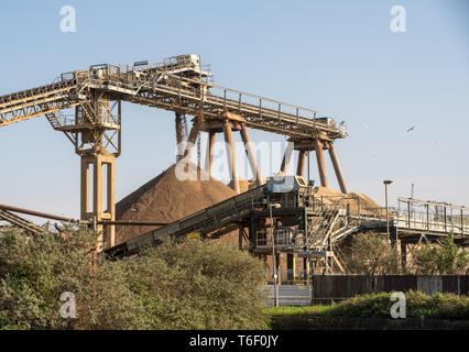 Kies und Aggregate Maschinen in den Docklands in der Nähe von Greenwich Stockfoto