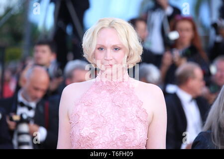 CANNES, Frankreich - 24. MAI 2017: Gwendoline Christie nimmt "betört" Screening auf den 70. Filmfestspielen von Cannes (Foto: Mickael Chavet) Stockfoto