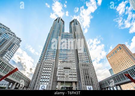 TOKYO, Japan - 23. November 2018: Metropolitan Regierungsgebäude von Tokio, Japan, die Häuser der Tokyo Metropolitan Government. Stockfoto