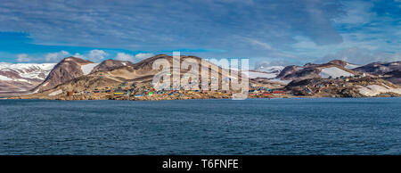 Ittoqqortoormiit, Dorf am Scoresbysund, Grönland Stockfoto