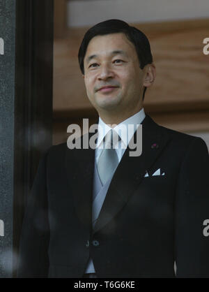 Kronprinz Naruhito Naruhito Emeror (jetzt), während der Geburtstagsfeier von Kaiser Akihito von Japan zum 73. Geburtstag des Kaisers Akihito, auf dem Gelände des Kaiserpalastes in Tokio, Japan, am Samstag, 23 Dezember, 2006. Stockfoto