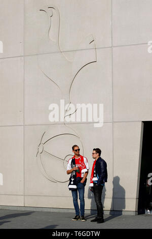 AFC Ajax Fans während der UEFA Champions League Finale zwischen den Tottenham Hotspur und Ajax bei Tottenham Hotspur Stadion, London, England am 30. April 2019. Foto von Carlton Myrie. Nur die redaktionelle Nutzung, eine Lizenz für die gewerbliche Nutzung erforderlich. Keine Verwendung in Wetten, Spiele oder einer einzelnen Verein/Liga/player Publikationen. Stockfoto