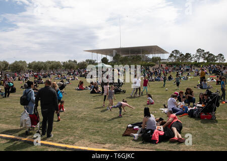 Athen, Griechenland. Mai, 2019. Die Menschen genießen Freizeit während des Labor Day Holiday in Athen, Griechenland, 1. Mai 2019. Credit: Lefteris Partsalis/Xinhua/Alamy leben Nachrichten Stockfoto