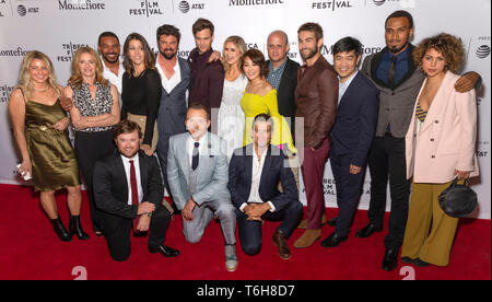 New York, NY - 29. April 2019: Cast und Crew nehmen an der "Die Jungen "Screening während der 2019 Tribeca Film Festival in der SVA Theater Stockfoto