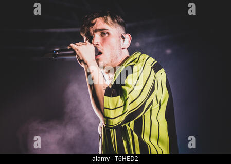 Mailand, Italien. 30 Apr, 2019. Der britische Sänger/songwriter Moss Kena live auf der Bühne des "fabrique" Club in Mailand, Öffnung für die Rita von Ora " Phoenix World Tour" 2019. Credit: Alessandro Bosio/Pacific Press/Alamy leben Nachrichten Stockfoto