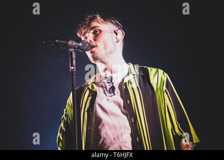 Der britische Sänger/songwriter Moss Kena live auf der Bühne des "fabrique" Club in Mailand, Öffnung für die Rita von Ora " Phoenix World Tour" 2019 Stockfoto