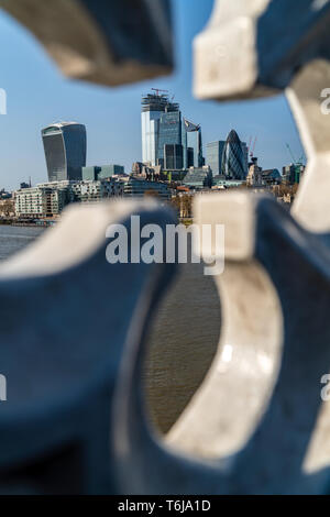 City of London, die Skylines von den Metropoliten, die modernen Wolkenkratzer der Stadt entlang der Themse Stockfoto