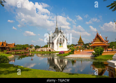 Die antike Stadt in Samut Prakan Thailand befindet sich zwischen dem Zentrum von Bangkok und dem Flughafen entfernt. Es war bauen verschiedenen Thailändischen Geschichte darzustellen Stockfoto