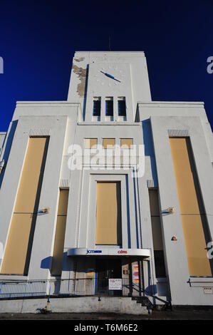 Die ehemalige Littlewoods Pools Gebäude auf Edge Lane Liverpool. Die Art déco-Gebäude wurde 1938 errichtet und wird von Twickenham Film Studios verwendet werden. Stockfoto