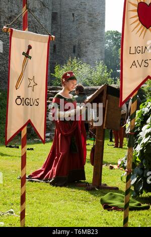 Das mittelalterliche Fest von Olde Hansa in Tallinn Stockfoto