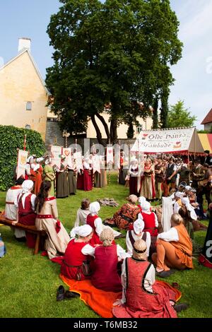 Das mittelalterliche Fest von Olde Hansa in Tallinn Stockfoto