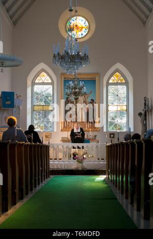 Predigt in der Kirche auf der Insel Ruhnu Stockfoto