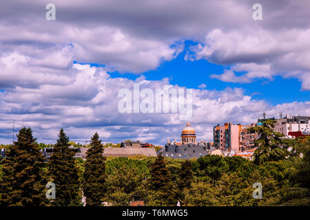 Stadtbild. Luftaufnahme von Madrid, Spanien. Bild aufgenommen - 26. April 2019. Stockfoto