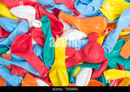 Farbigen Hintergrund leer Luftballons Stockfoto