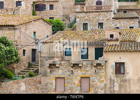Historische Häuser in Tossa de Mar, Spanien Stockfoto