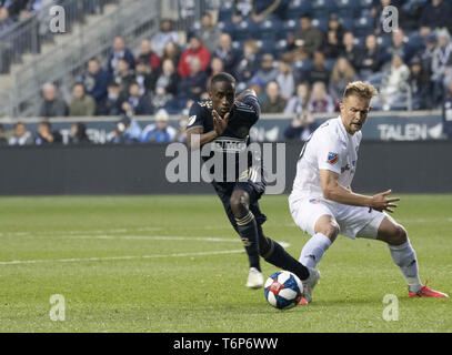 Chester, Pennsylvania, USA. Mai, 2019. JAMIRO MONTEIRO (35), die in Aktion gegen den FC Cincinnati während des Spiels an Talen Energie Stadion in Chester, Pennsylvania Credit: Ricky Fitchett/ZUMA Draht/Alamy leben Nachrichten Stockfoto