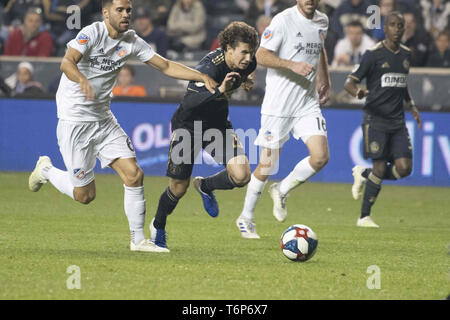 Chester, Pennsylvania, USA. Mai, 2019. BRENDEN AARONSON (22) (35), die in Aktion gegen den FC Cincinnati während des Spiels an Talen Energie Stadion in Chester, Pennsylvania Credit: Ricky Fitchett/ZUMA Draht/Alamy leben Nachrichten Stockfoto